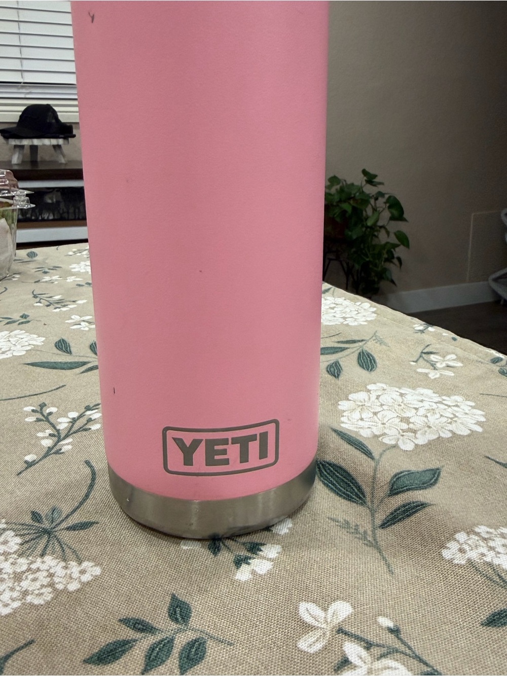 Pink yeti - Picture 2 of 10